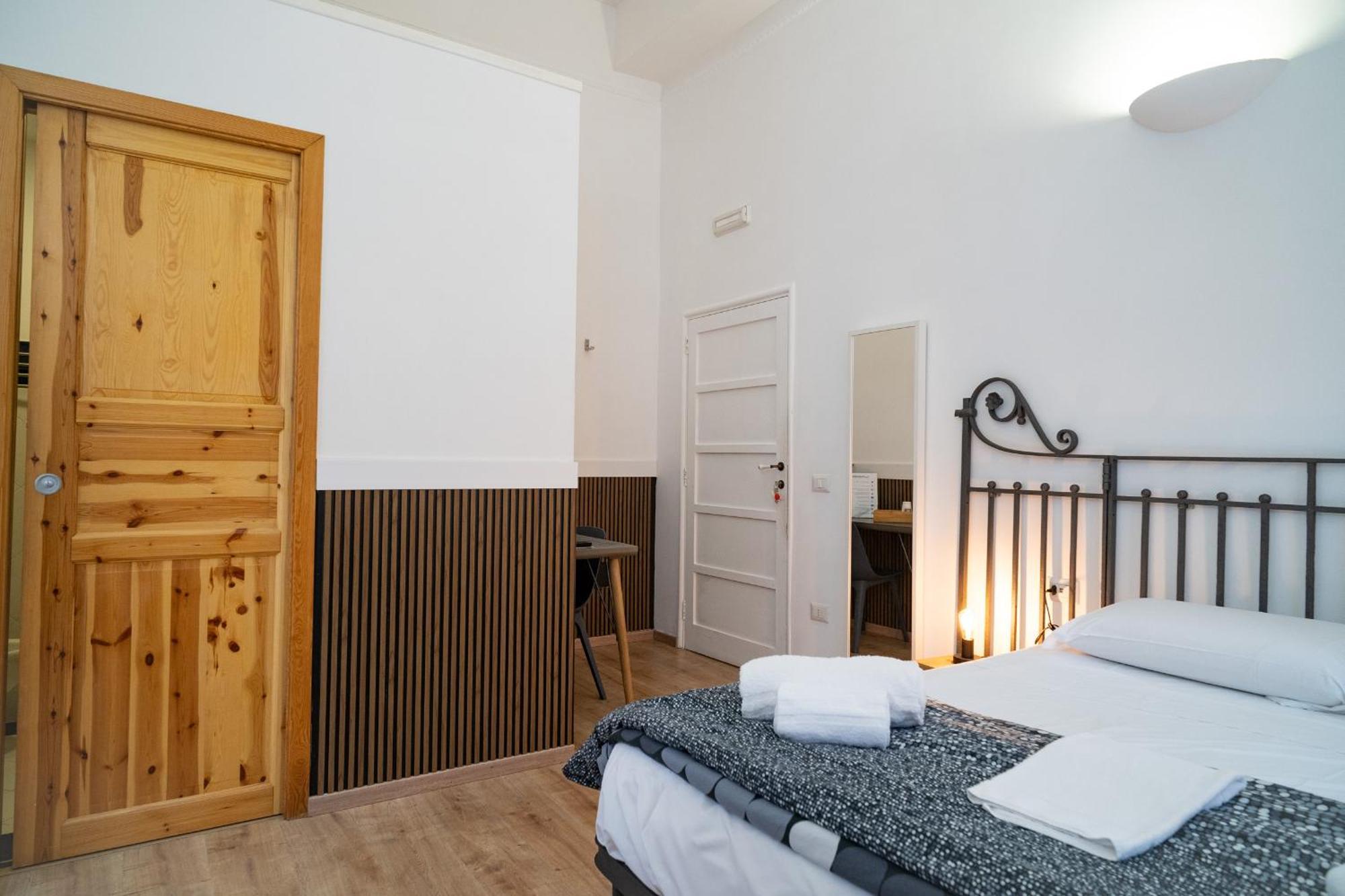Bed & Breakfast Universita Naples